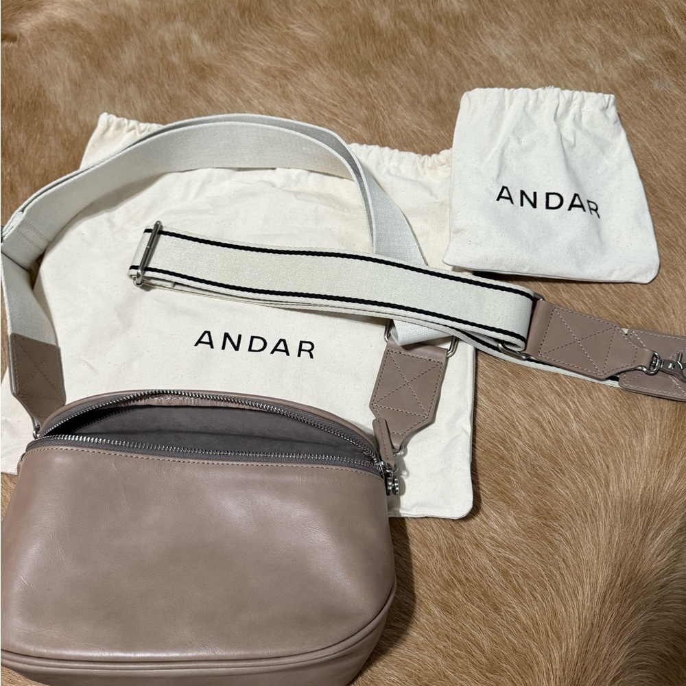 The Waymaker ANDAR in Stone
